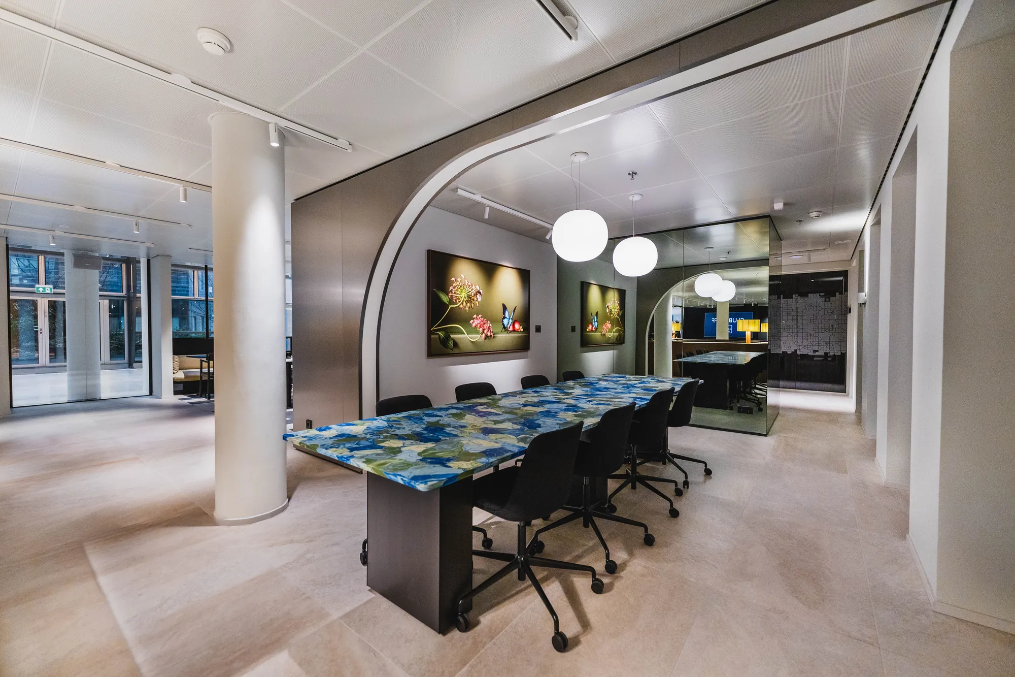 HOFF meeting room with marble table